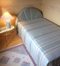 Singlebett / Einzelbett   140 x 210 cm, Top Markenhersteller!