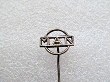 alte Anstecknadel - MAN -