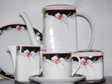 Kaffeeservice 6 Pers. 21tgl. eckig schwarz geblümt Blumen Schirnding 