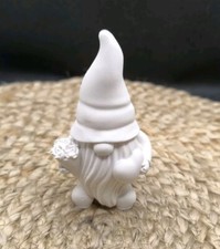 Deko figur wichtel mit herz - deko,