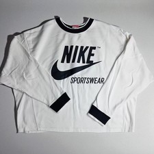 NIKE PULLOVER BAUCHFREIES