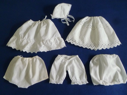Puppenkleidung alt antik