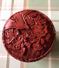 Rotlack, Deckeldose, China