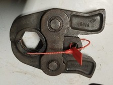 166  Presszange Pressbacke