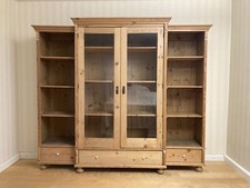 Antiker Vitrinenschrank Weichholz