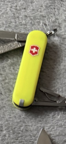 Victorinox classic stayglow - classic,