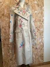 Trenchcoat aus besticktem