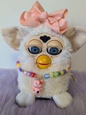 Furby 1998 Lamb Deutsch Hasbro