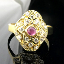 Wunderbarer Gold-Ring 585 14K Gelbgold mit RUBIN in traumhaft verziertem DESIGN*