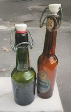 2 alte Bügelflaschen der Aktien Brauerei Neustart Magdeburg