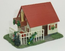 Einfamilienhaus mit Balkon, Fertigmodell, Spur H0, 60er Jahre - M130/R