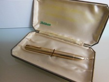 Pelikan 520NN Füllfederhalter - Etui