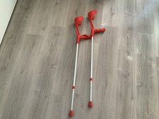 Krücken gehhilfen - krücken,