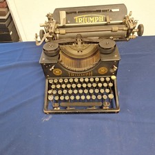 Alte Schreibmaschiene Triumph