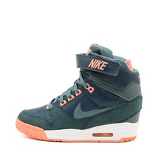 Nike Damen Dunk Sky Hi AO