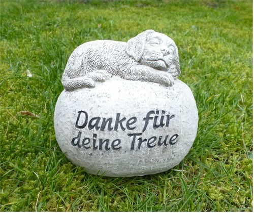 Hund auf stein gedenken - 'hund,