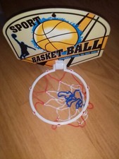 Kleiner Basketballkorb Wandmontage
