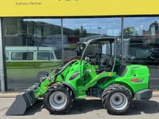 AVANT 860i Teleskopradlader Kompaktlader NUR 665 h BJ 2023