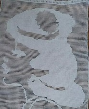 Häkelgardine - Dame mit Hut