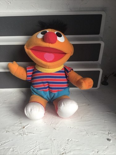 Ernie sesamstraße tickle - tickle, me