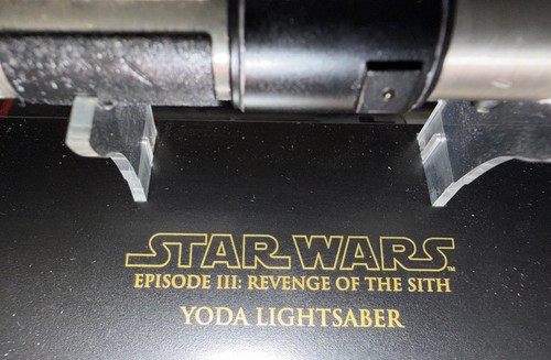 Yoda lichtschwert scale - lichtschwert,