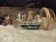 Schiff der flasche yuen - schiff, in