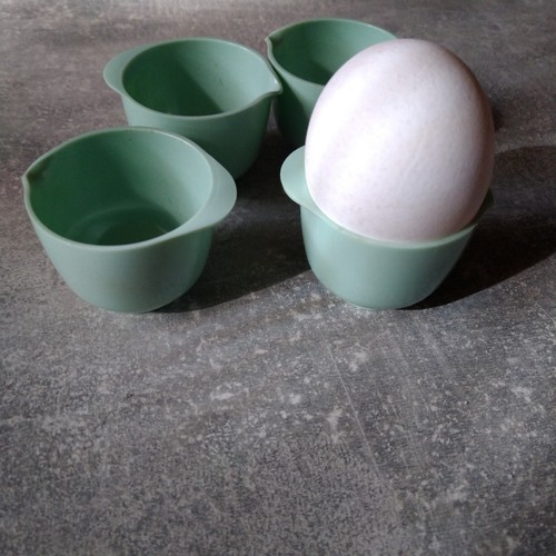 Eierbecher mintgrün plastik - eierbecher,