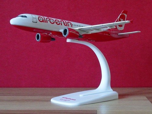 Air berlin modell a320 - air,