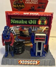 Kenner M.A.S.K Pit Stop Katapult komplett mit Box Venom Tankstelle mit Sly Rax