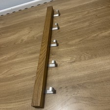 IKEA TJUSIG Wandtürregal - Eiche 23 1/2" Massivholz