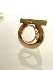 Salvatore Ferragamo Designer Schal - Ring  Gancini + Salvatore Ferragamo Schal