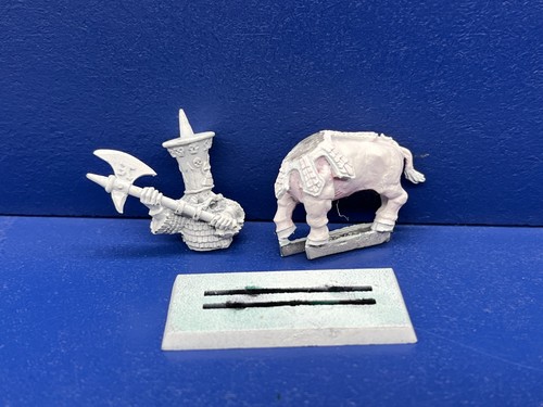 Rar chaos dwarf bull centaur - dwarf,