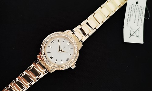 Glamouröse armbanduhr - glamouröse,
