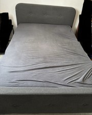 1,40x2,00 m Polsterbett mit Holzbeinen + Matratze Und Lattenrost