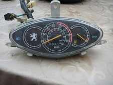 Tacho für Peugeot V Clic 5280 km . Hat bis zum Ausbau gut funktioniert!