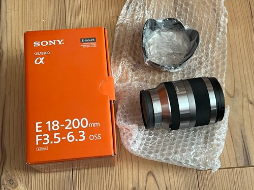 Neu sony alpha sel18200 - sony,