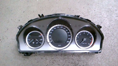 Mercedes benz klasse - bj, 2011