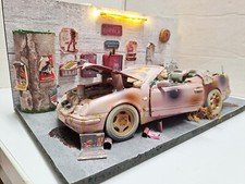 Vergessene Autowelt - street end beleuchtet Mercedes-Benz CLK320 Br.208 1:18