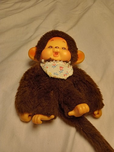 Kleines monchichi mit nuckel - monchichi,