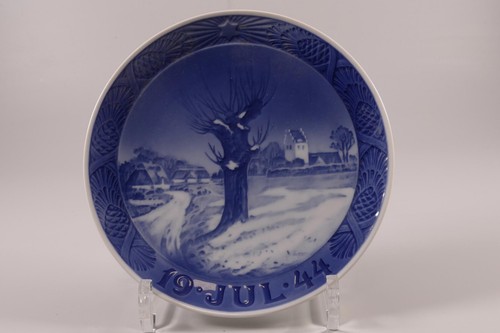 Royal copenhagen - royal,
