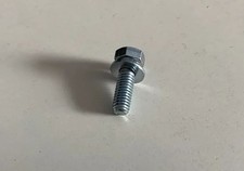 NEU 1x Schraube M6x15 Halter