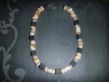 Lava/Perlmutt-Kette, schwarz-natur-/elfenbeinfarben-silber