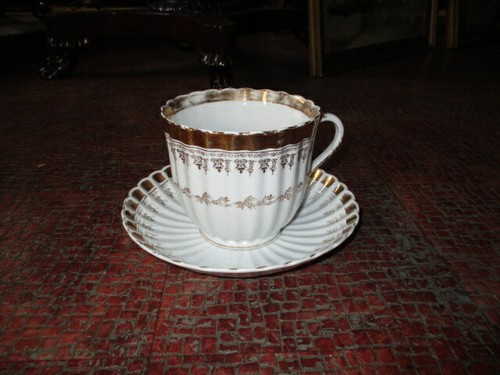 Tolle alte tasse - alte, untertasse
