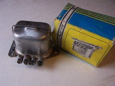 Regler Lichtmaschine NEU 12v