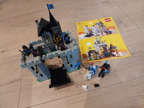 Lego 6074 black falcon - lego, falcon's