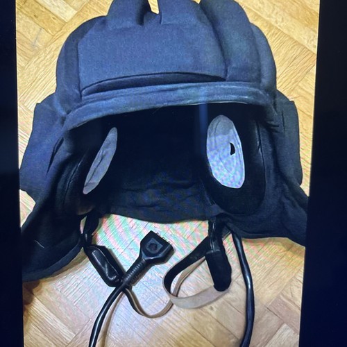 Panzerhelm mit anschlusskabel - mit,