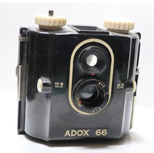 ADOX 66 - BOXKAMERA 6x6 ROLLFILM BAKELIT