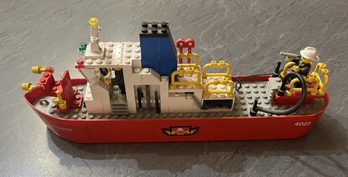Lego 4025 fire - fire, boat