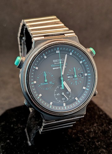 Seiko quartz chronograph - seiko,