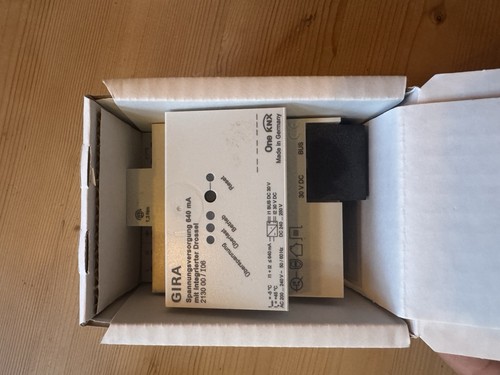 Gira 213000 - gira,
